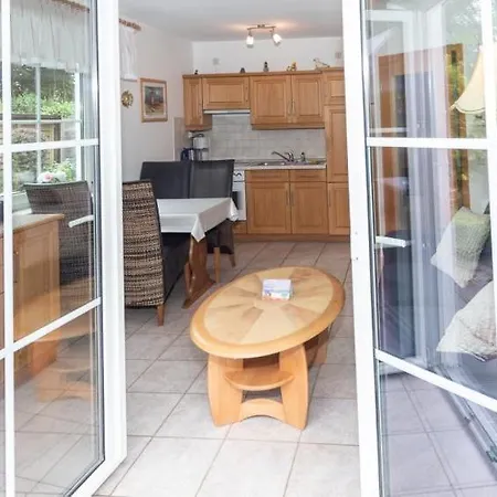 Neptun 10, 3 Apartment *